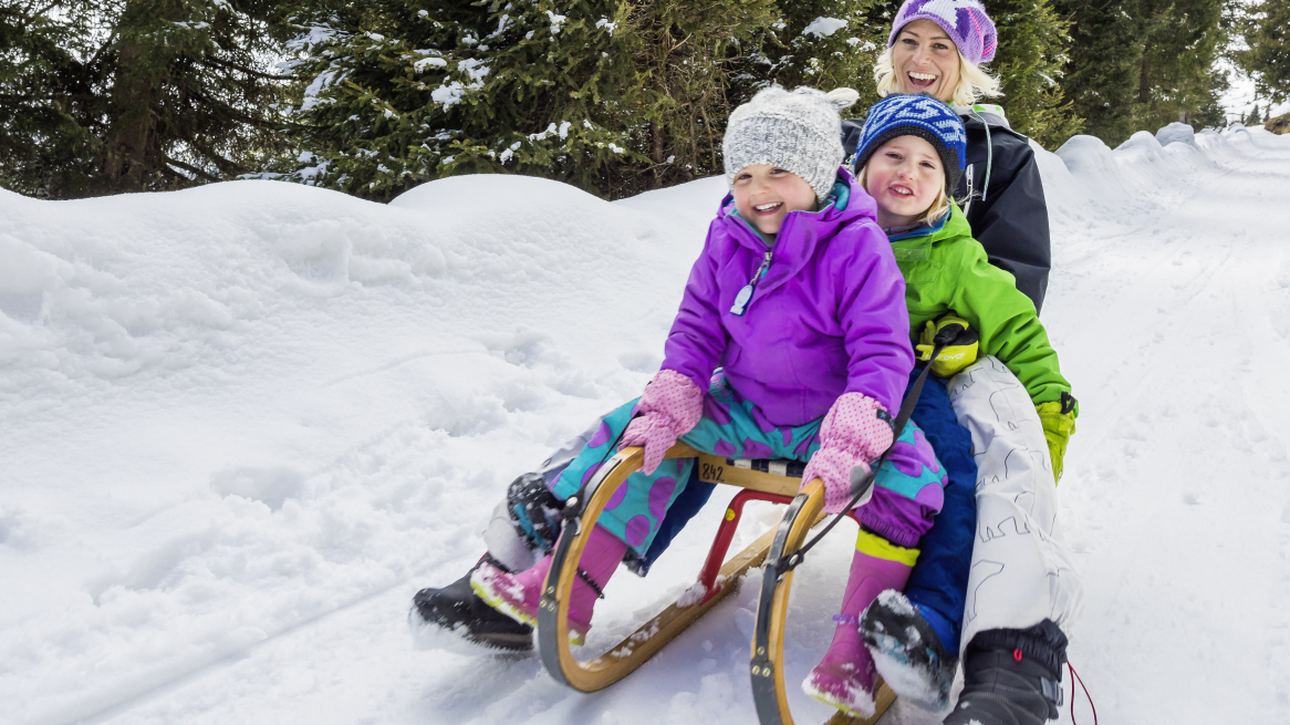 Family Fun at Rangger Köpfl above Oberperfuss / Innsbruck