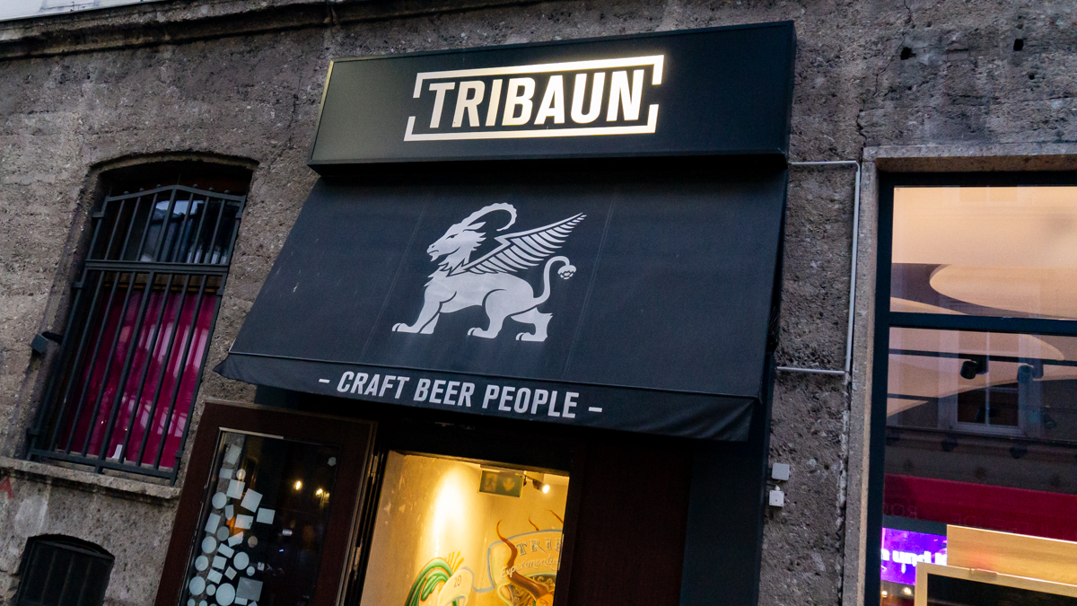 Eingang Tribaun Innsbruck