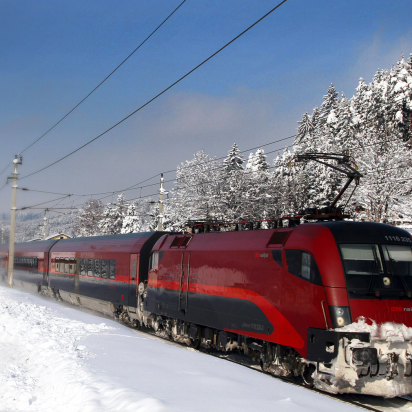 Railjet_Winterlandschaft_c_OEBB_ChristophPosch